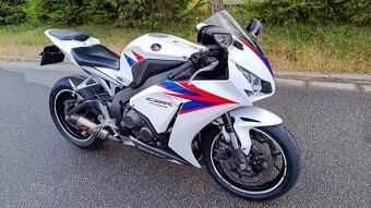 Honda CBR 1000 RR Fireblade - 4