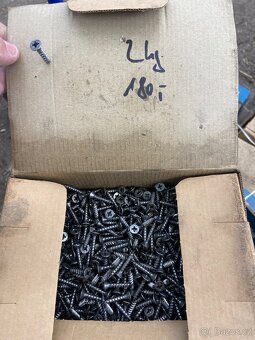 Spojovaci material, vruty, hrebiky - 4