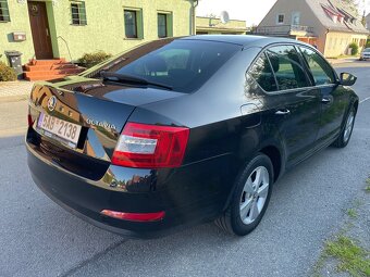 skoda octavia 1.6tdi 81kw 147 000km keyless - 4