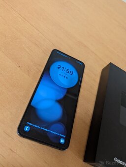 Samsung z flip5 512gb - 4