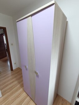 Skříň - 4