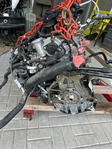 Nový kompletní Motor 1,6 Tdi , 81kW, CRK - 4