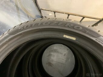 Zimní pneu 225/40/18 - 92V Pirelli Sottozero sada č.8510 - 4