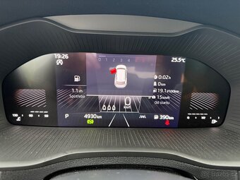 Škoda Karoq 1.5 TSI NAJETO 5000 km - 4