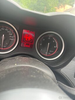 Alfa Romeo 159 1.9jtd - 4