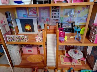 Domeček pro panenky / barbie - 4