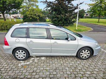 PEUGEOT 307 SW 1.6 HDI 66 KW 7 MÍST MALÝ NÁJEZD PO ROZVODECH - 4