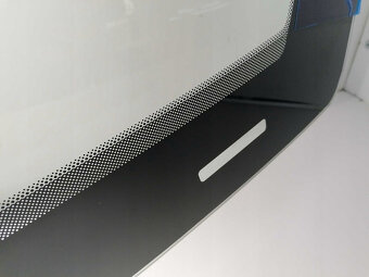 Dodge Durango čelní sklo - 4