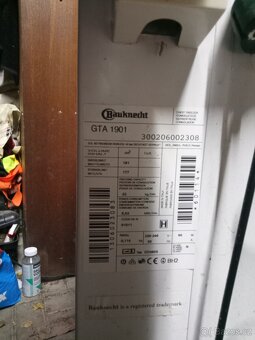 Prodám mrazák bauknecht - 4