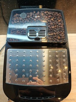 DeLonghi Magnifica S - 4