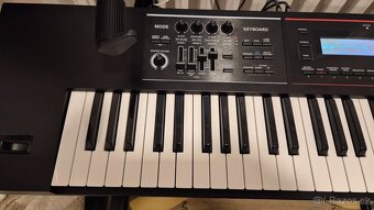 Roland Juno DS76 výměna - 4