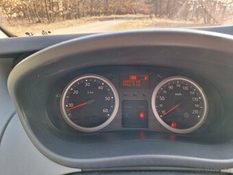 Renault Trafic Generation 2.0/84 kW, spaní, kemping - 4