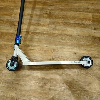 Custom freestyle koloběžka - 4