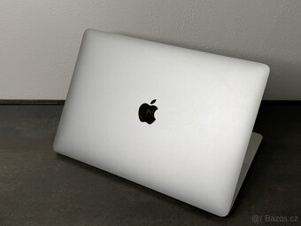 MacBook Pro 13" 2017 Silver CTO 256GB / 16GB - DPH - 4