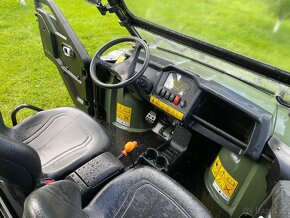 John Deere Gator UTV - 4