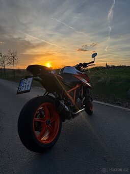 KTM SuperDuke 1290 2022 - 4