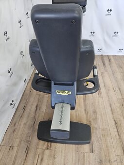 Ležící kolo Technogym unity - 4