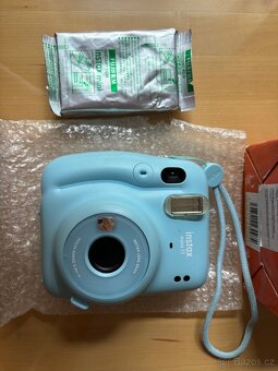 Fujifilm Instax Mini 11 (Sky Blue) + 11 fotek - 4