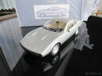 Ferrari 365 GTC4 KK-Scale 1:18 - 4