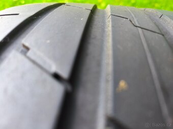 2 letní pneumatiky Hankook 235/35/20  5mm  2021 - 4
