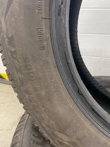 2ks zimní pneu 215/60R16 BRIDGESTONE 5mm - 4