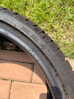 Zimní pneu 225/35 R19 - 4