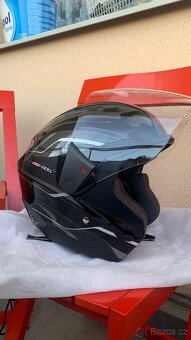 Moto Helma Zeus 611 - 4