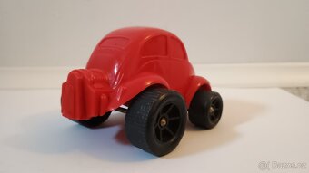 plastový Volkswagen brouk 70´léta - 4