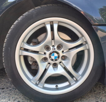 BMW E46 320i Touring - 4