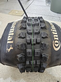 Continental Kryptotal 29x2.4 - 4