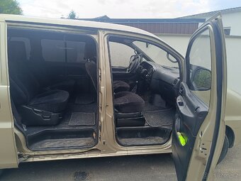 Hyundai H1 - 4