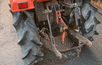 Traktor Hinomoto N179, malotraktor 17 koní - 4