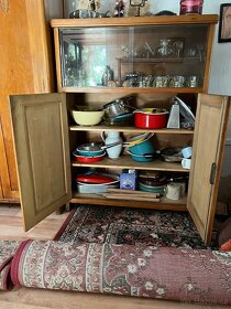 Staré skříně - příborníky - stolky - 4