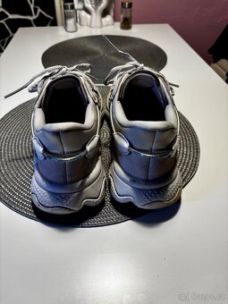 Boty Adidas ozweego 44 2/3 - 4