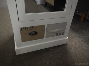 Předsíňová skříň M107 - 4