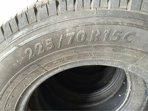 Letní pneu 225/70 R15 C Vzorek 8,3 mm - 4