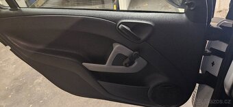 Daimler Smart 451 ForTwo Coupe 1,0i 45Kw benzín - 4