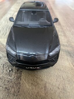 Model 1:25 Lamborghini Urus, Maisto - 4