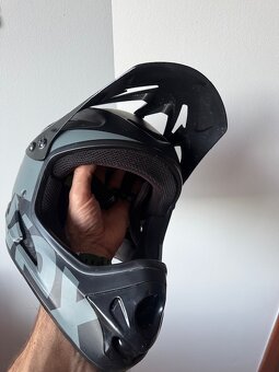 Integrální helma UVEX vel.S - 4