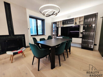 Prodej bytu 5+kk 274 m² Città Sant'Angelo, Itálie - 4