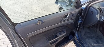 Prodám Škoda Octavia II kombi - 4