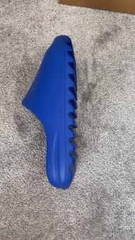 Adidas yeezy slides - 4