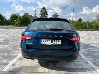 Škoda Superb III FL 2.0 TDi DSG Tažné - 4