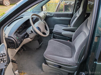 Chrysler Grand Voyager 3.3 rok 2000 - 4