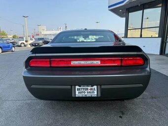 2010 Dodge Challenger SE - 4