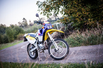 Aprilia Tuareg Rally 125, legendární dvoutakt motor rotax - 4