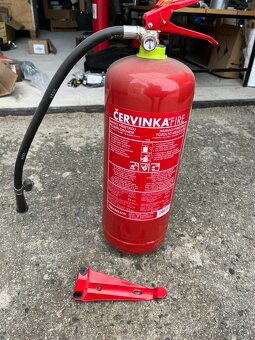 Hasicí přístroje Červinka 6kg + CO2 5kg – aktuální revize - 4