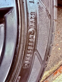 Letni Kola VW Mercedes R18 235/45 R18 ET35 - 4