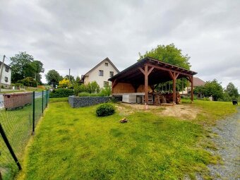 Prostorný rodinný dům se zahradou 2655 m², 3 km od Bruntálu - 4