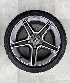 Zimní Mercedes Cls R19 5x112 C257 8J ET33 Pirelli - 4